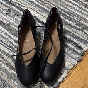 Black Women’s character Dance Shoes